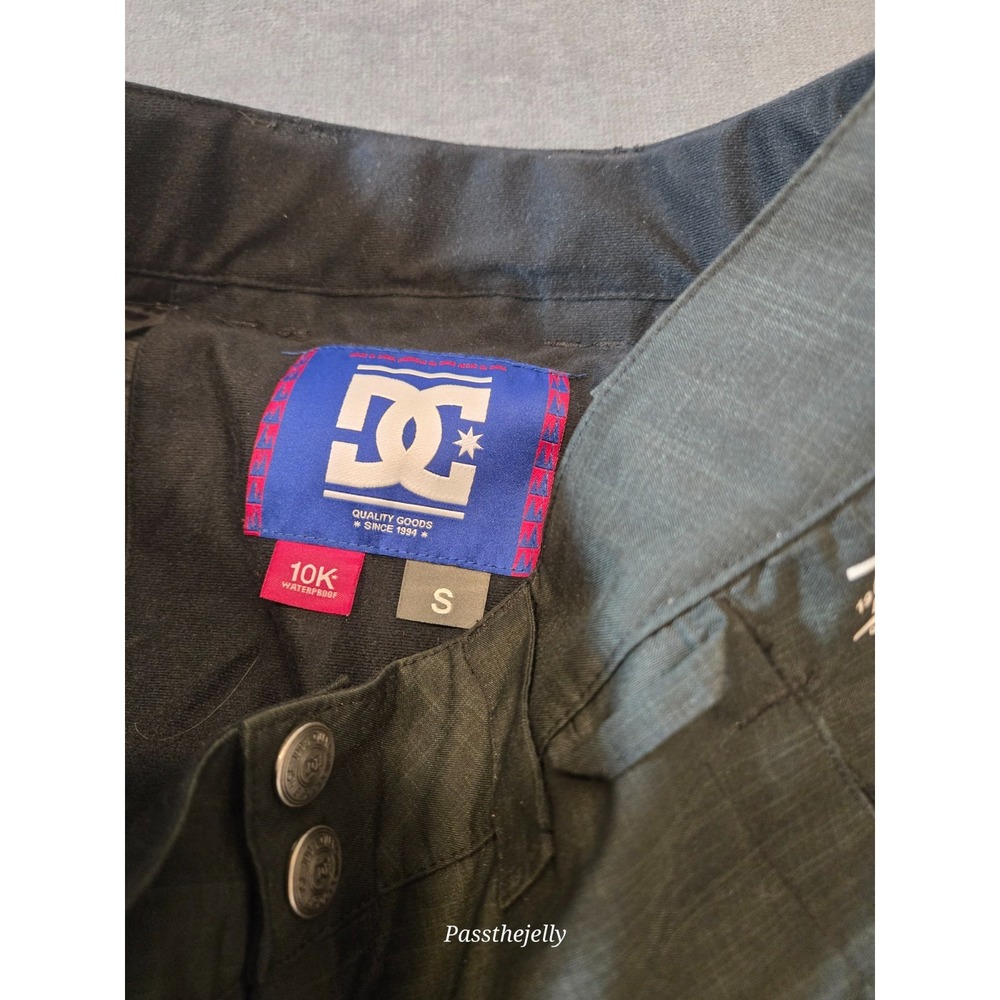DC Shoes Black Snowboard Pants Mens Small 5000mm Waterproof Insulated Cargo Ski - Picture 4 of 14